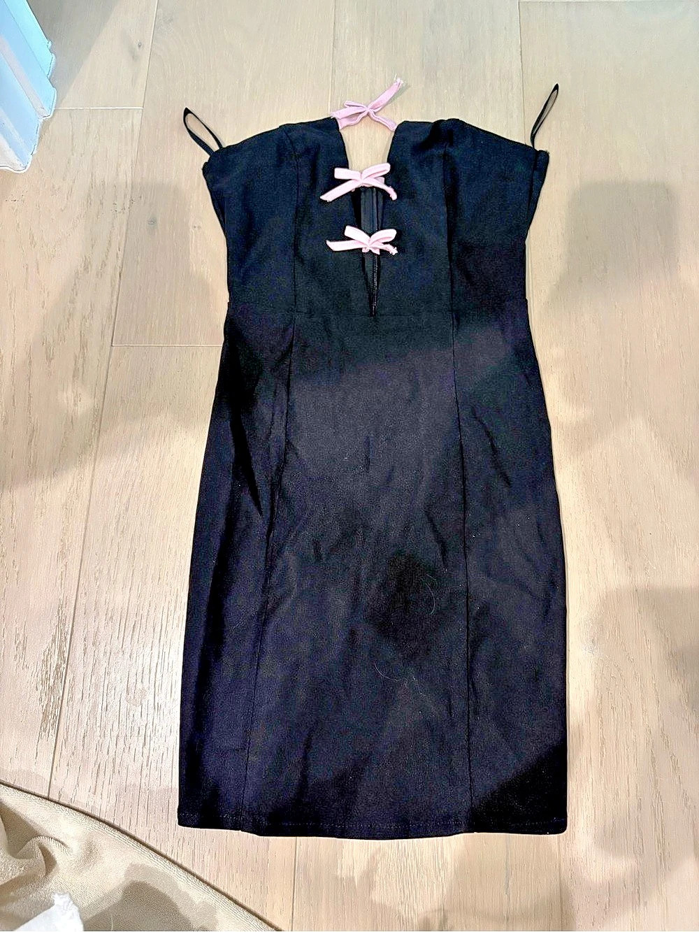 Motel Mini Cami Dress with Pink Bows in Black Size XS